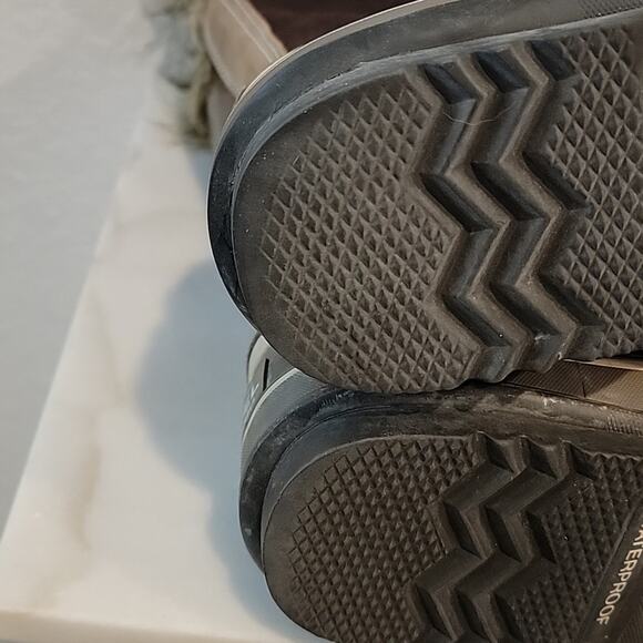 Sorel Joan of Arctic Suede & Faux-Fur Snow Boots, 8 - Picture 7 of 10